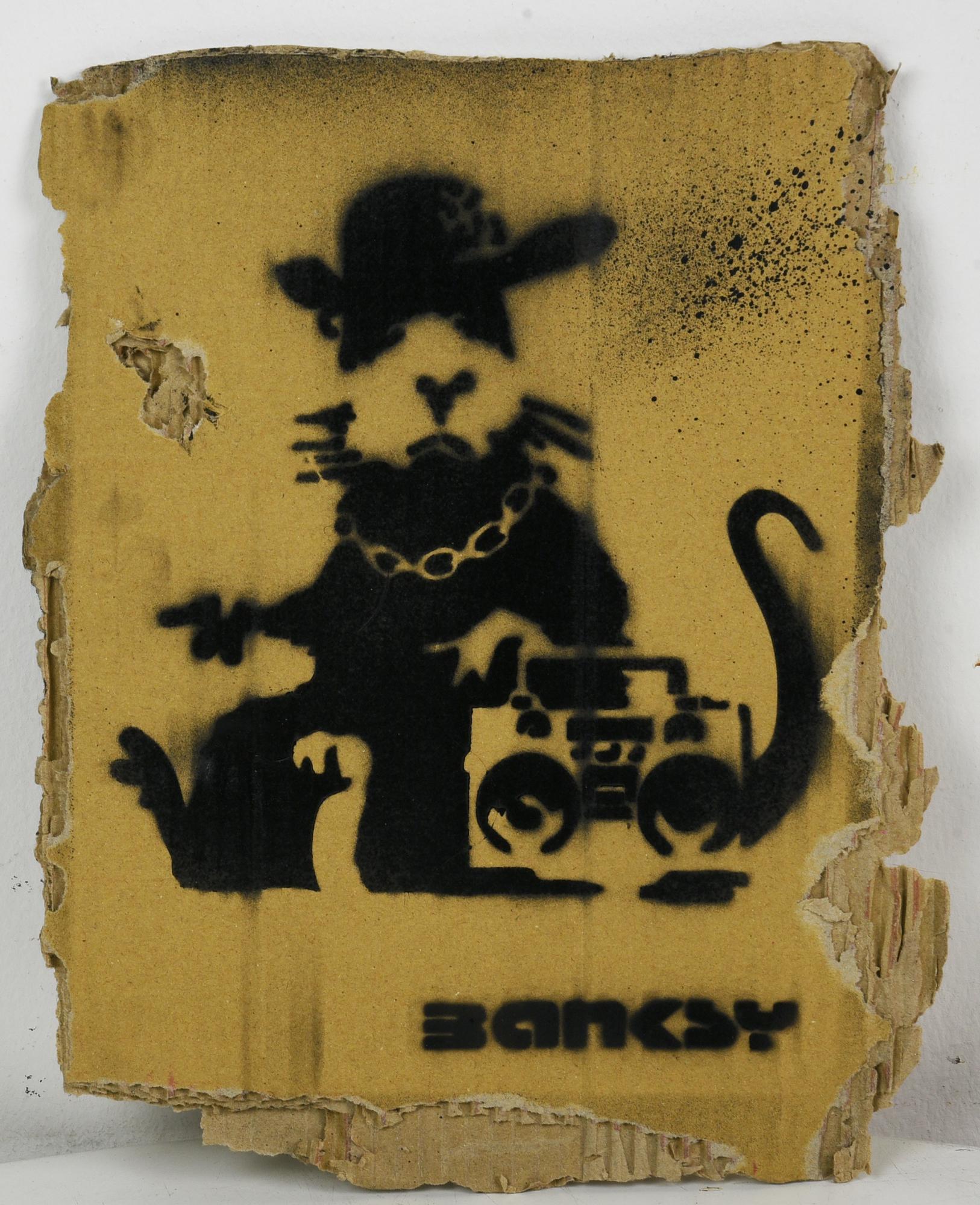 Banksy GANGSTA RAT sprayed stencil graffiti su cartone, cm 30x25 sul retro:...