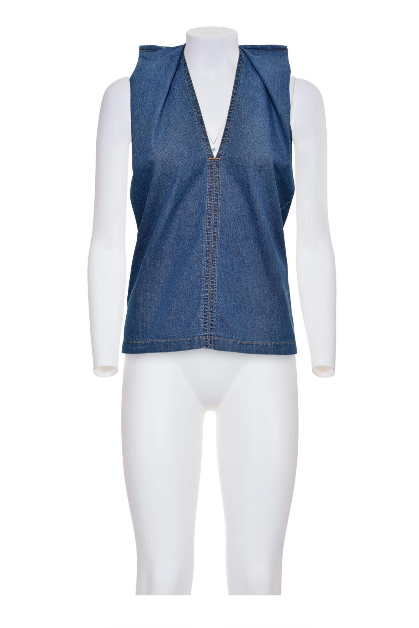 MAISON MARTIN MARGIELA Denim sleeveless top DESCRIPTION: Denim sleeveless top...