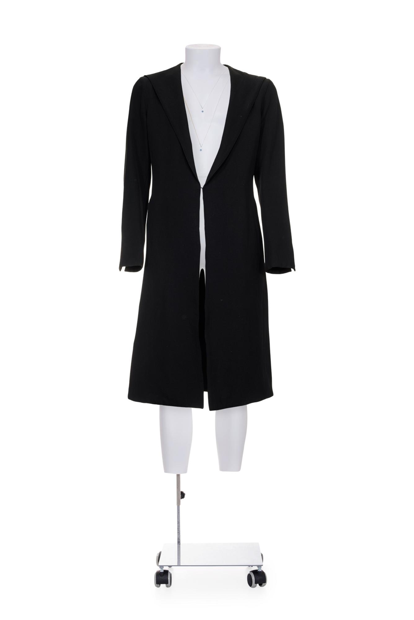 YVES SAINT LAURENT BY HEDI SLIMANE Rare long hooded coat DESCRIPTION: Rare...