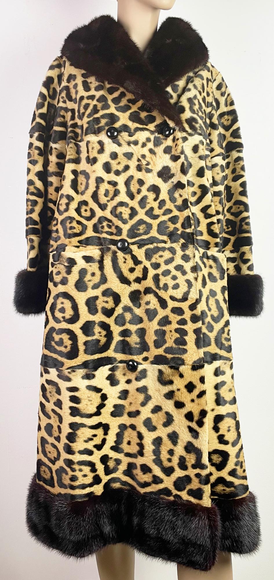 Nina Ricci JAGUAR AND MINK FUR Description: Jaguar fur edged with mink from...
