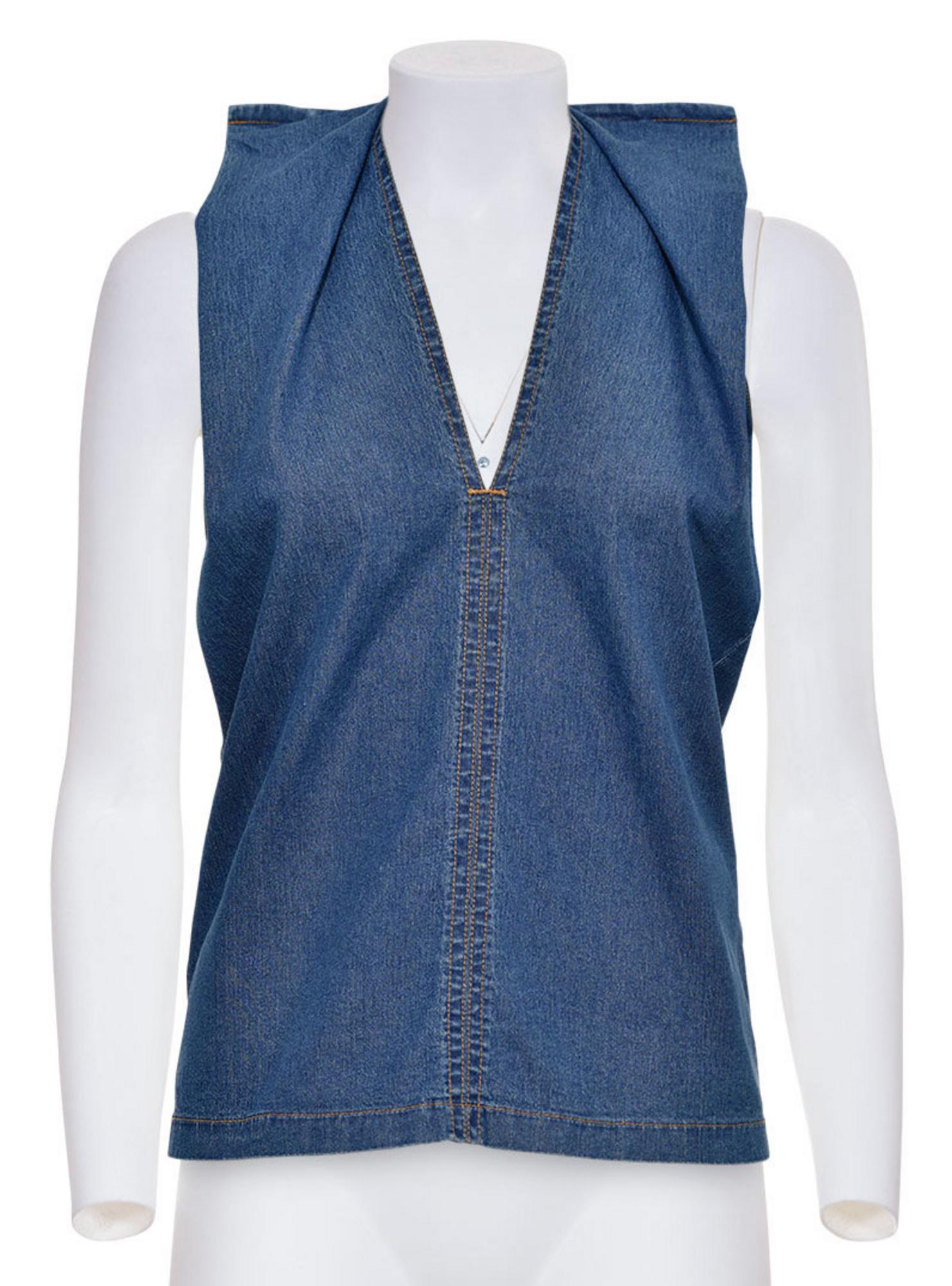 Maison Martin Margiela DENIM SLEEVELESS TOP Description: Denim sleeveless top...