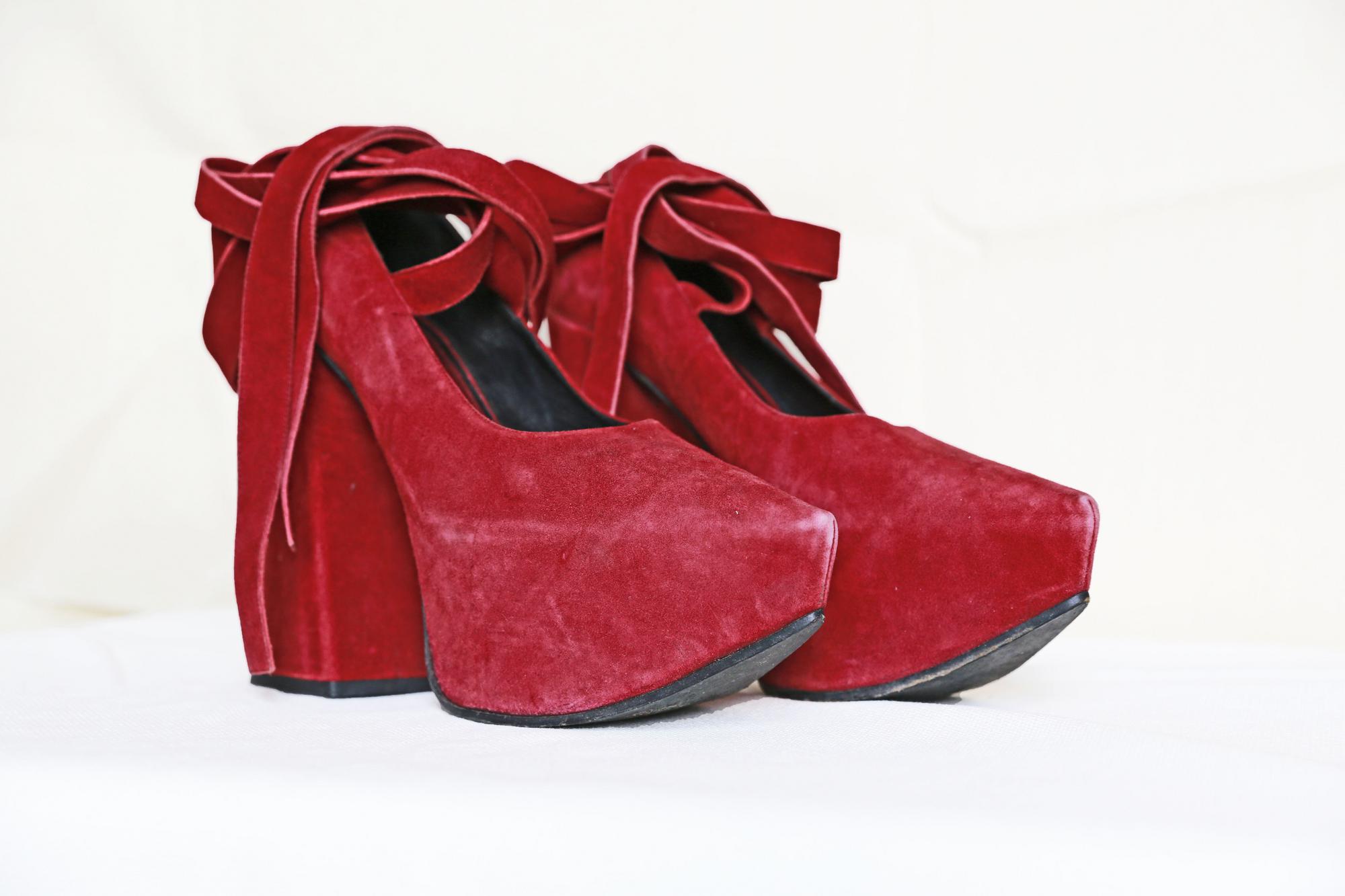 Vivienne Westwood PLATFORM BALLET SHOES Description: Pointed shoes in red...