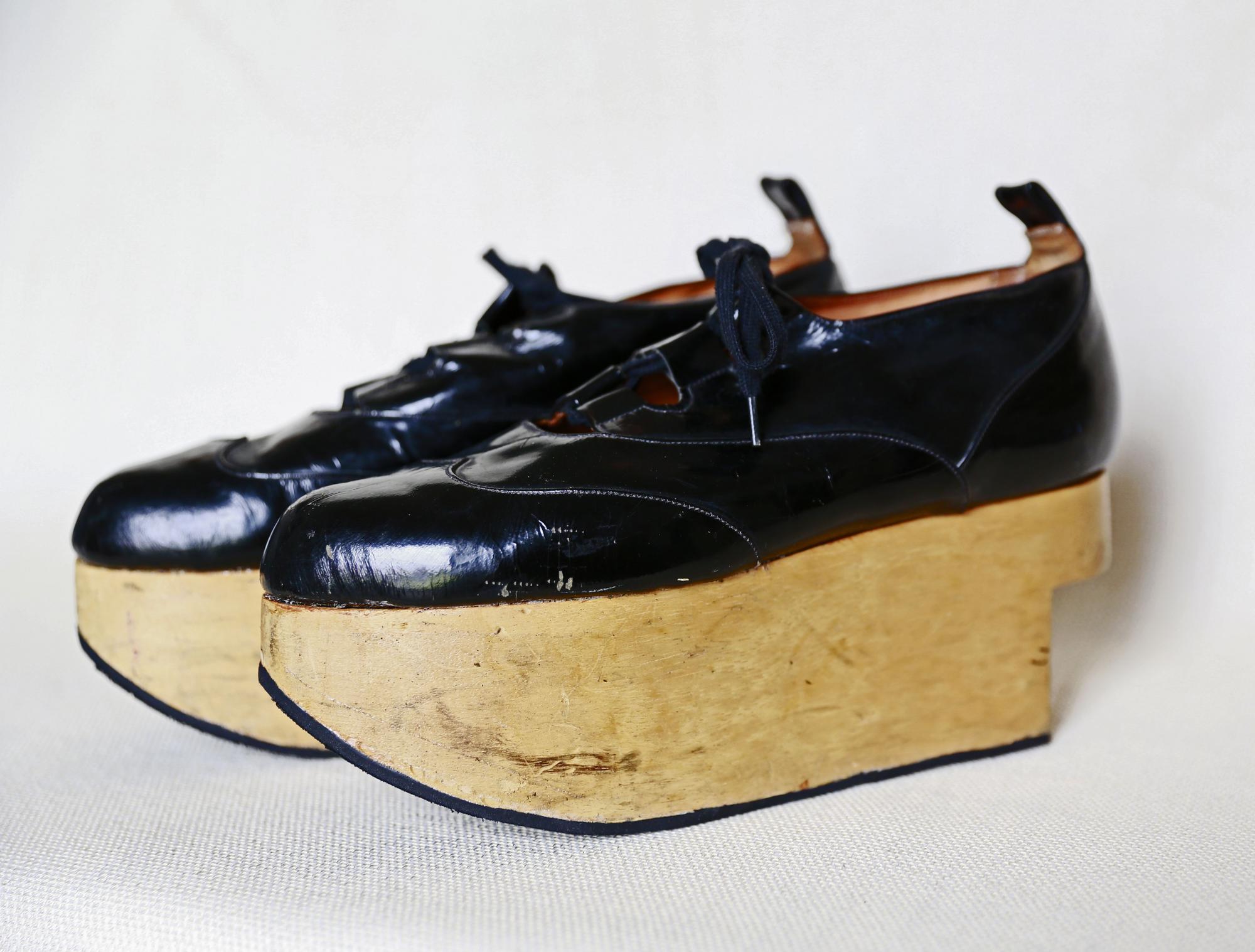 Vivienne Westwood ROCKING HORSE BALLERINA SHOES Description: Women's black...