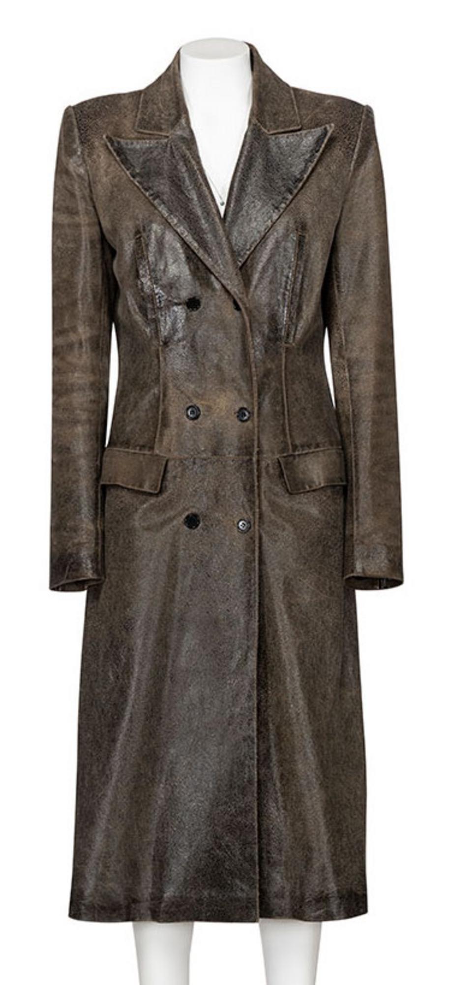 Alexander McQueen ICONIC AND RARE CRACKLED LEATHER COAT Description: Iconic...