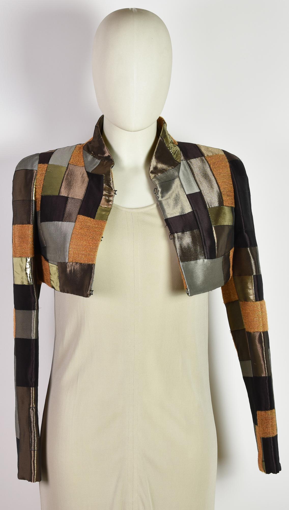 Emilio Pucci BOLERO DESCRIPTION: Patchwork bolero. Size 40 IT. Made in Italy....