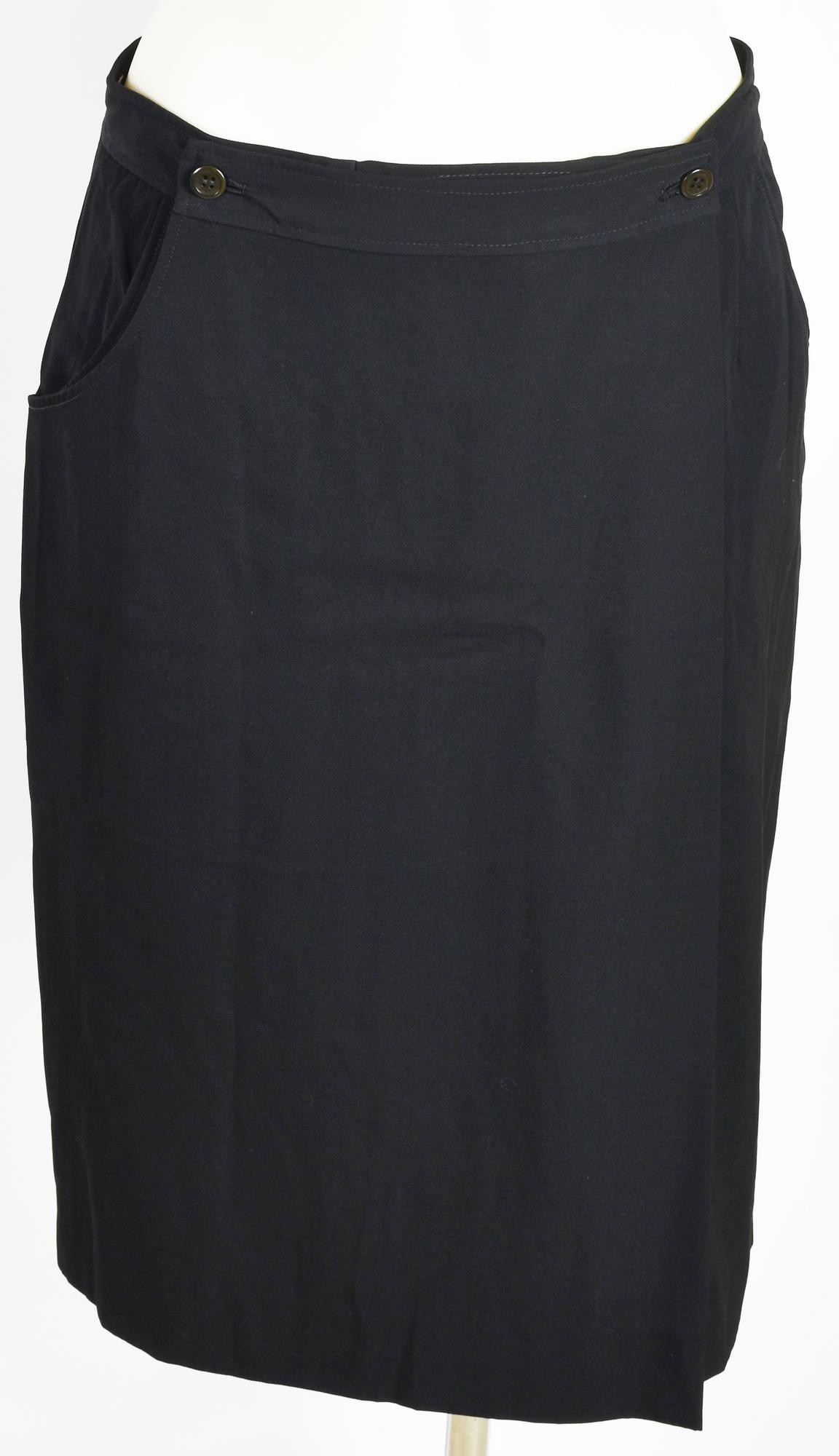 Gucci WOOL SKIRT DESCRIPTION: Black pencil skirt with wrap effect and side...