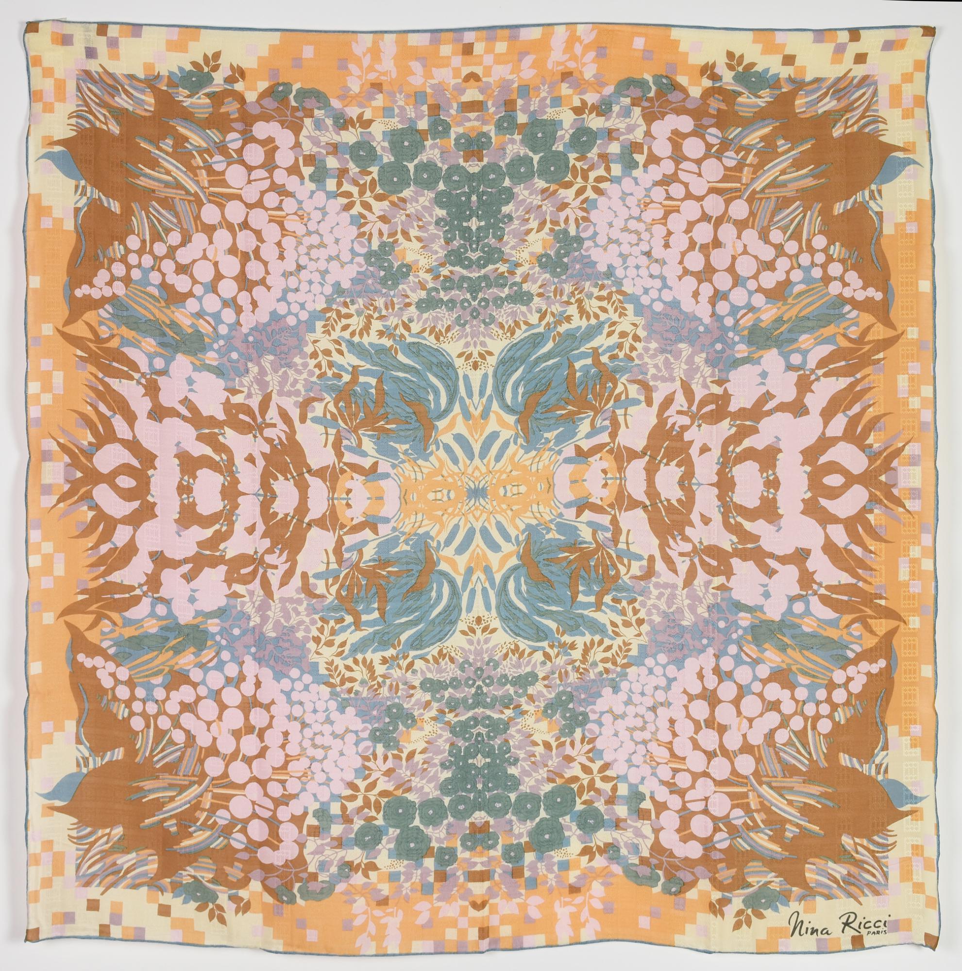 Nina Ricci FOULARD DESCRIPTION: Silk scarf with original box. Dimensions:...