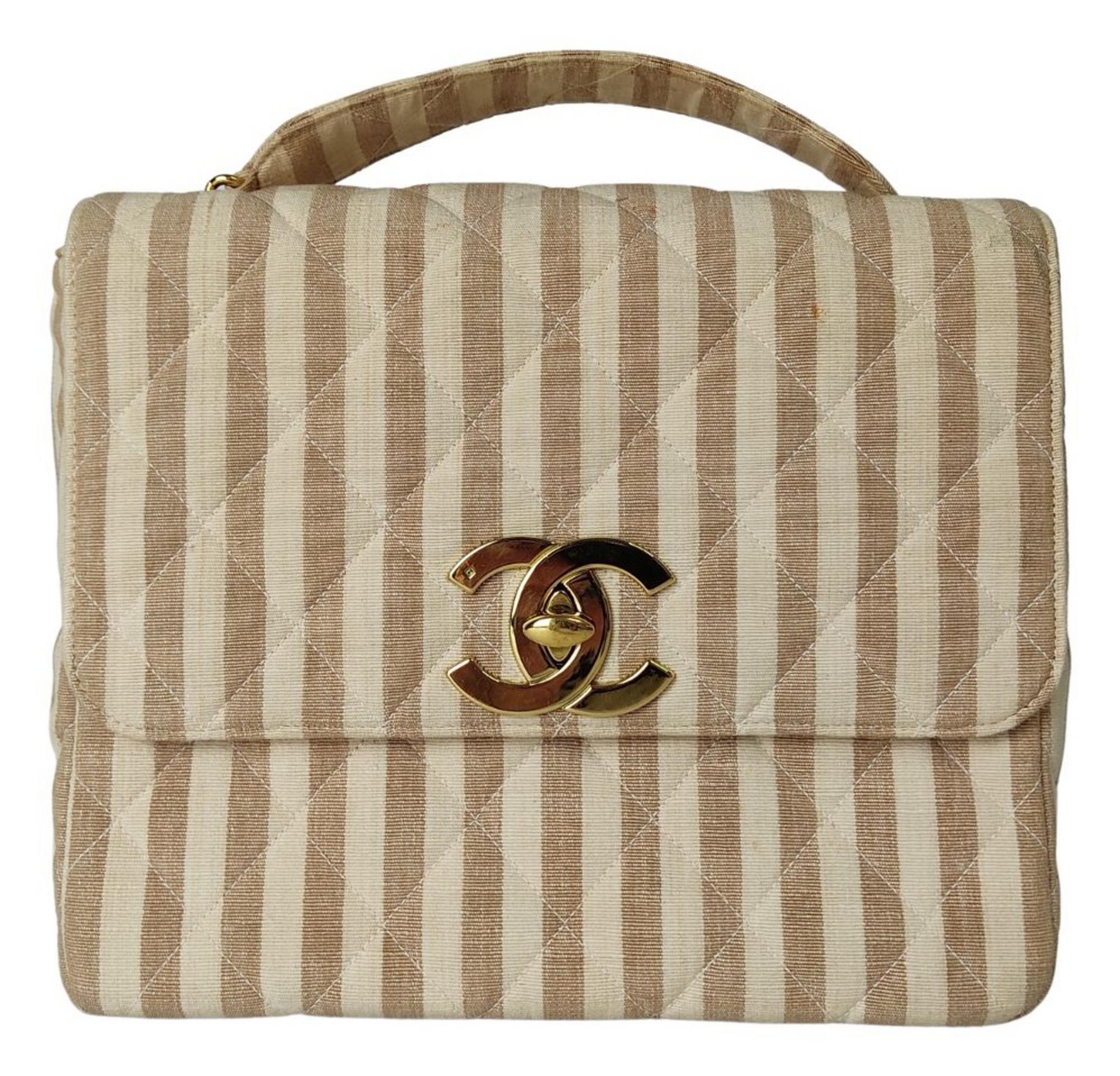 Chanel BORSA A MANO DESCRIPTION: Vintage handbag in beige and ecru' striped...