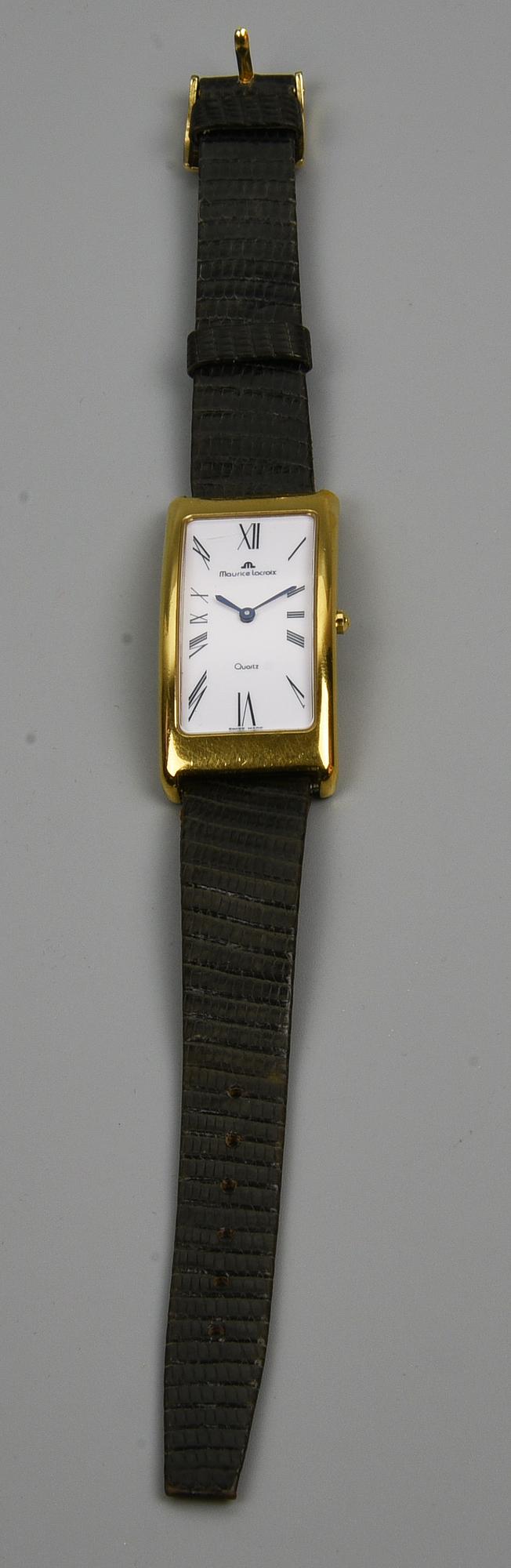 OROLOGIO MAURICE LACROIX, REF. 47395, ANNI '90 CASSA: di forma rettangolare...