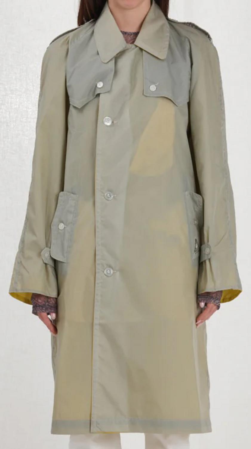 Fiorucci DOUBLE FACE TRECH DESCRIPTION: Grey and yellow double-face trench...