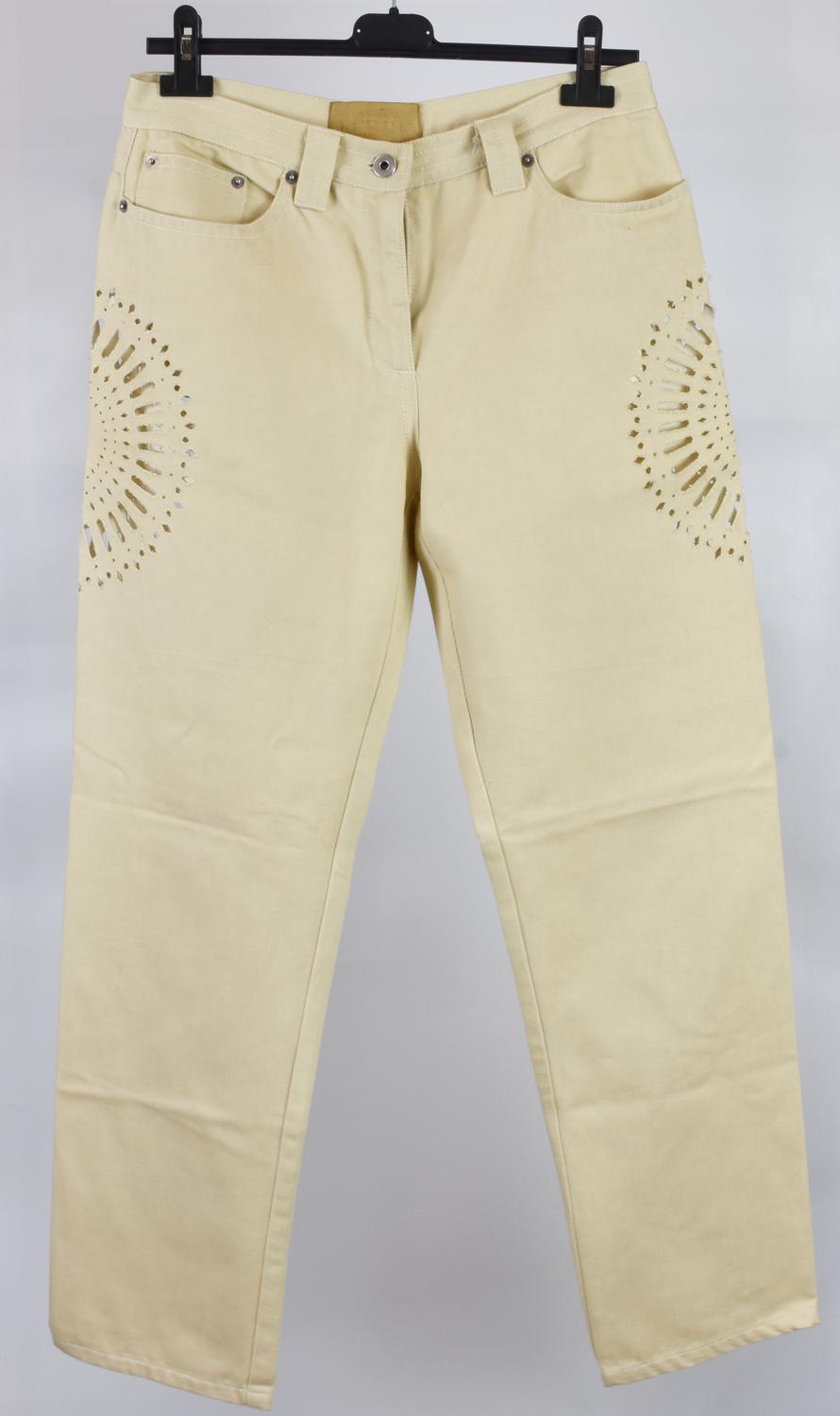 Gianfranco Ferre’ JEANS DESCRIPTION: Five-pocket jeans with laser decoration...