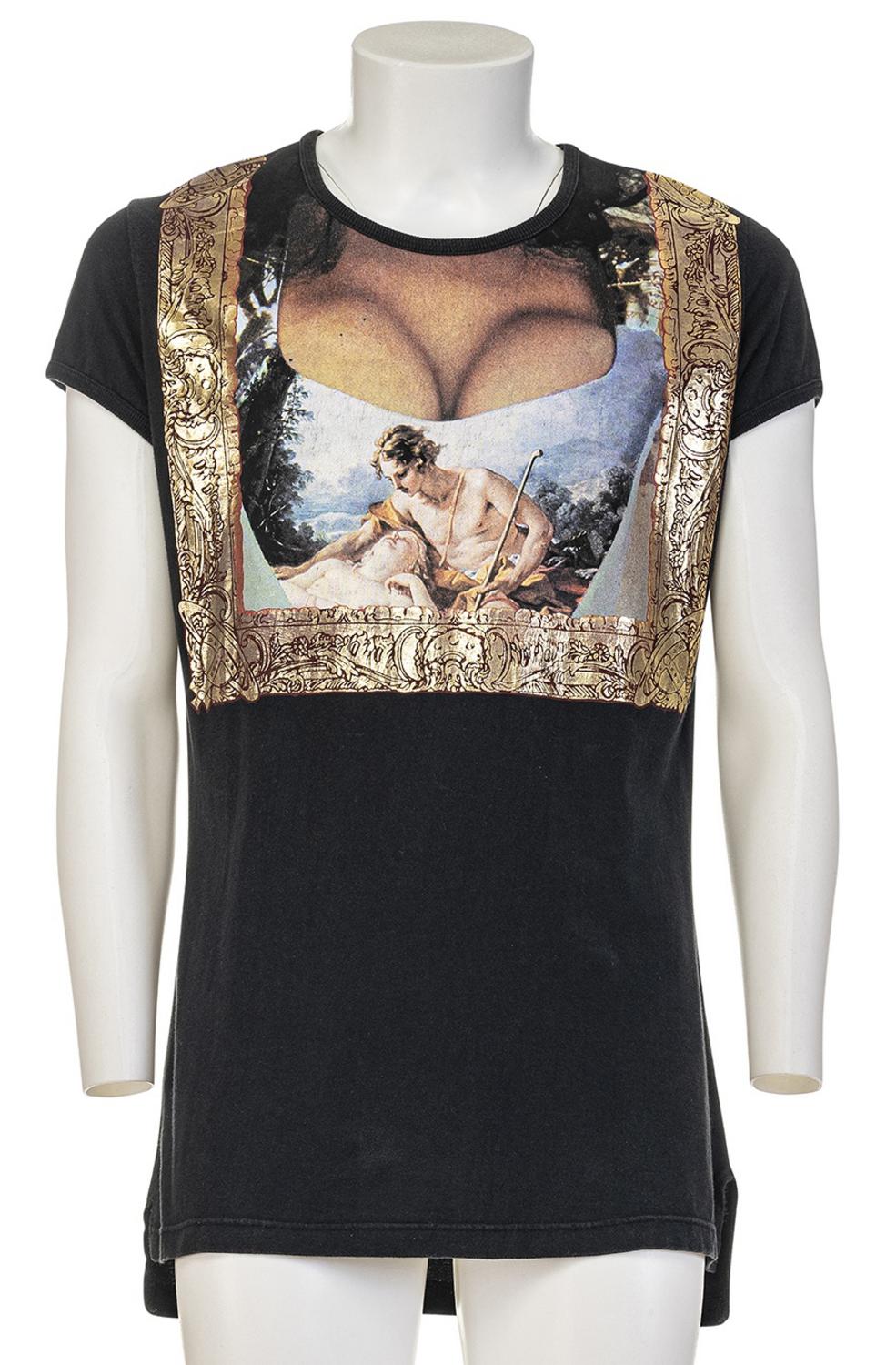 Vivienne Westwood ICONIC CORSET TROMPE L’OEIL EFFECT T-SHIRT DESCRIPTION:...