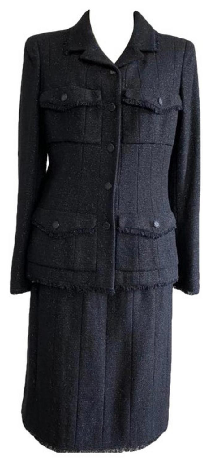 Chanel SUIT DESCRIPTION: Chanel Suit, Jacket + skirt. French size 36,...