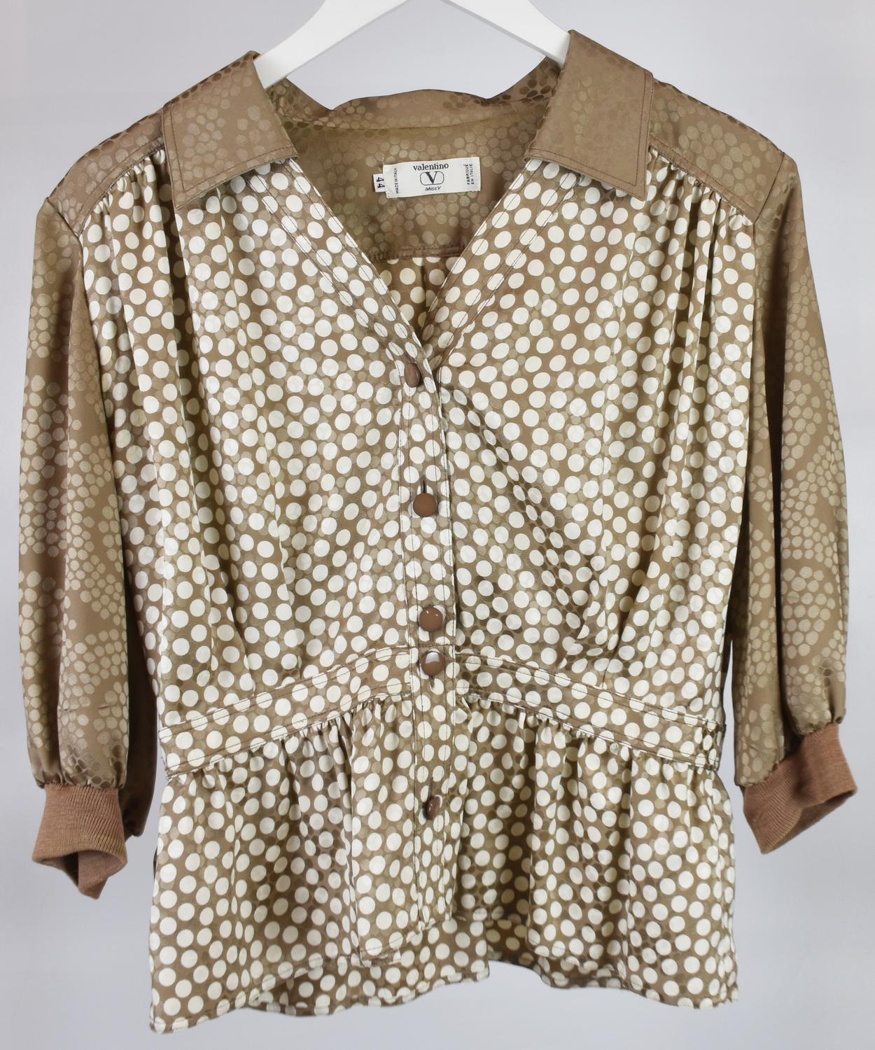 Valentino Miss V SILK SHIRT DESCRIZIONE: Silk blouse with drawstring at the...