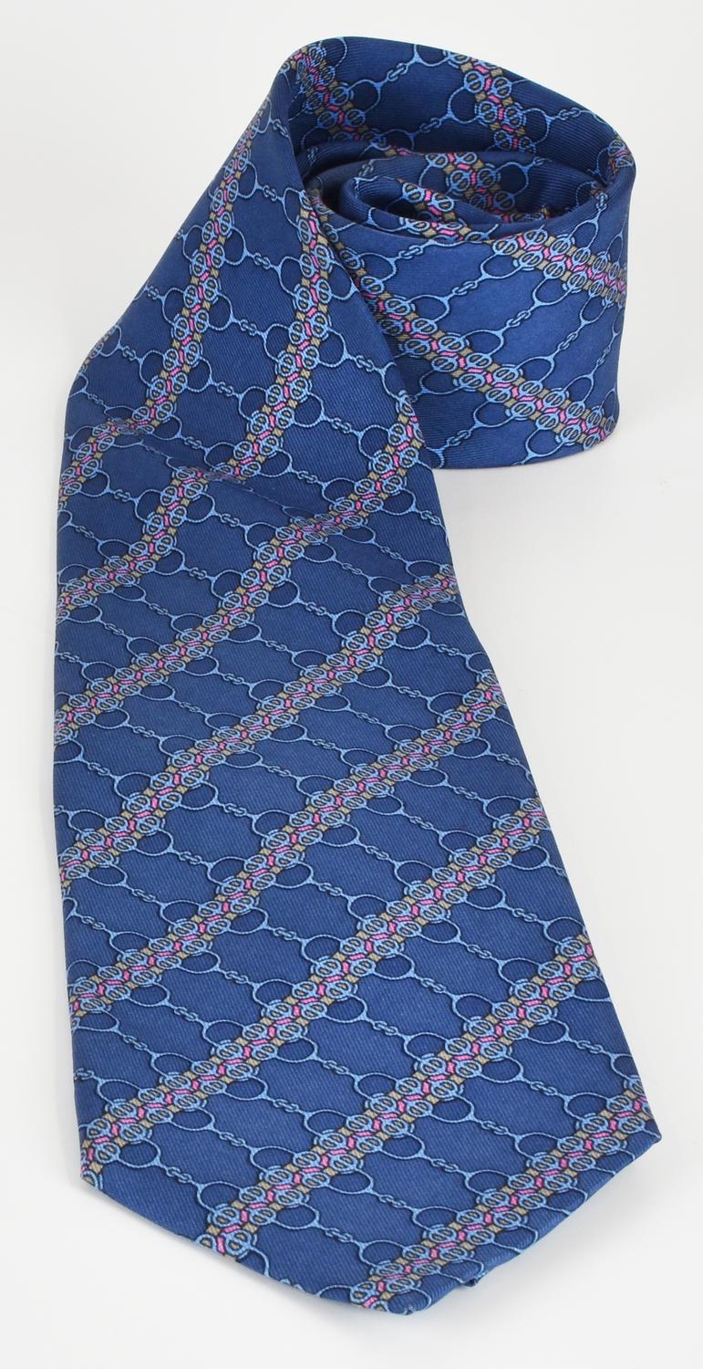 Hermes SILK TIE DESCRIPTION: Silk tie with a patterned design. Code: 7077 OA....