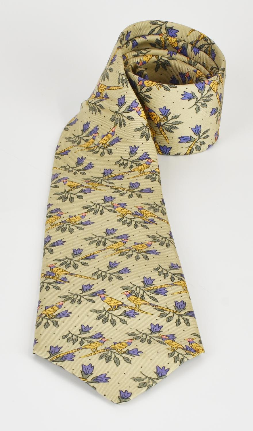 Hermes SILK TIE DESCRIPTION: Silk tie with a patterned design. Code: 7274 MA....