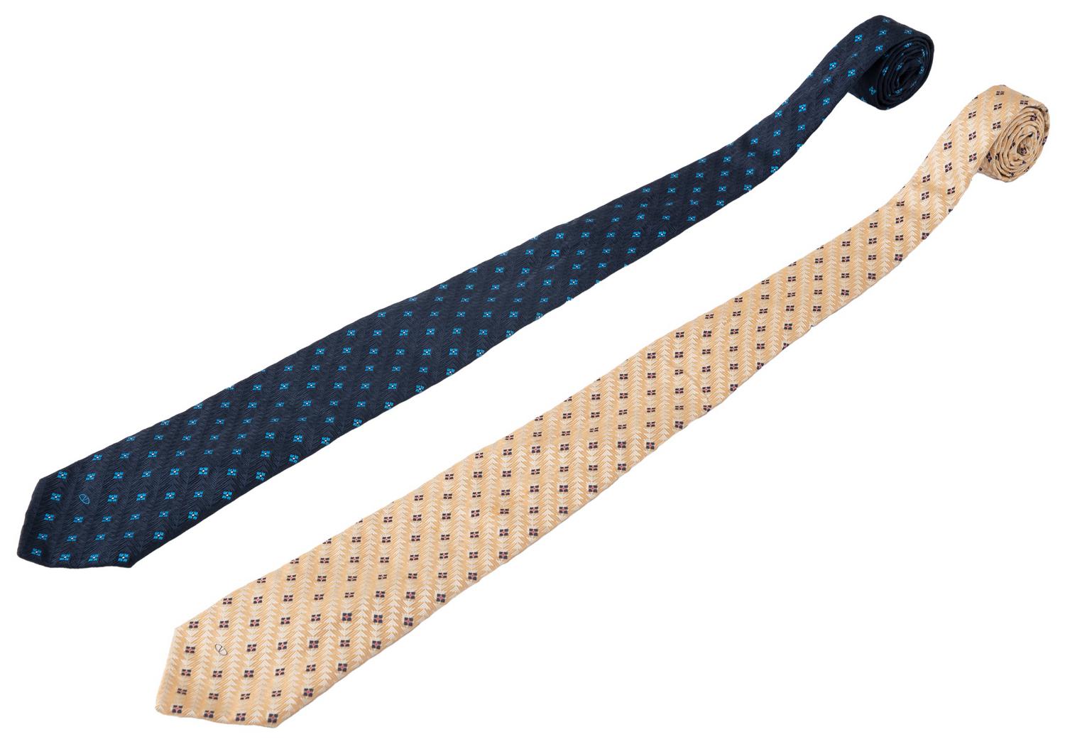 Valentino SET OF TIES DESCRIPTION: This Valentino Set of Ties is a stylish...