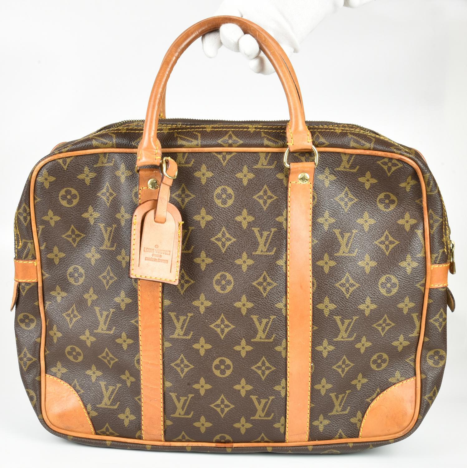 Louis Vuitton PORTE DOCUMENTS DESCRIPTION: Document holder in monogram canvas...