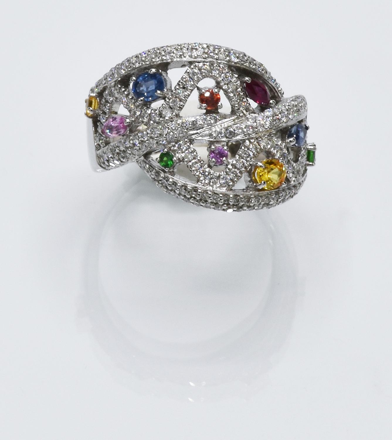 18K WHITE GOLD RING WITH DIAMONDS AND NATURAL COLORED GEMSTONES 18K white...