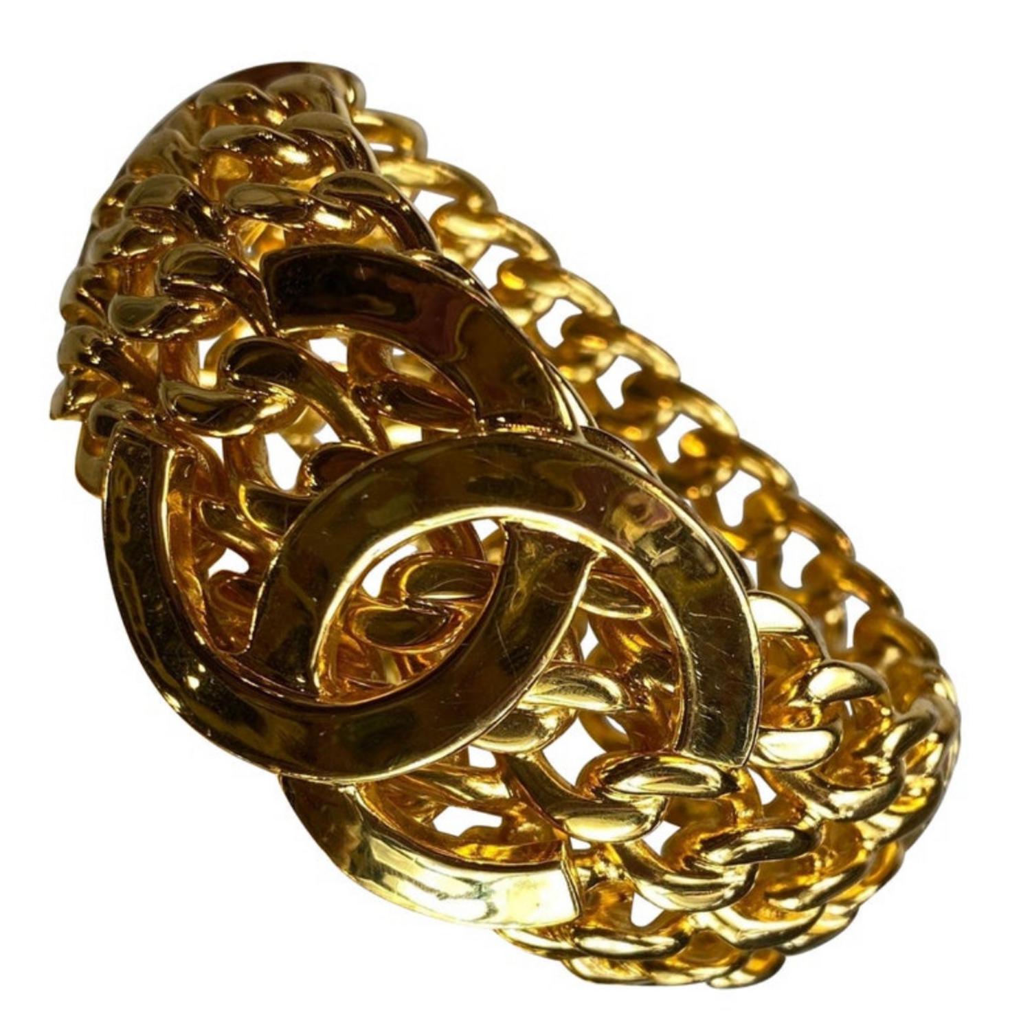 Chanel GOLDEN BRACELET DESCRIPTION: Chanel bracelet. Featuring 3 golden metal...