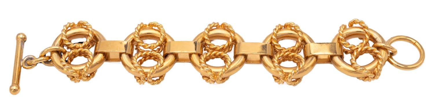 Gianfranco Ferré CHAIN BRACELET DESCRIPTION: Gianfranco Ferré gold-plated...