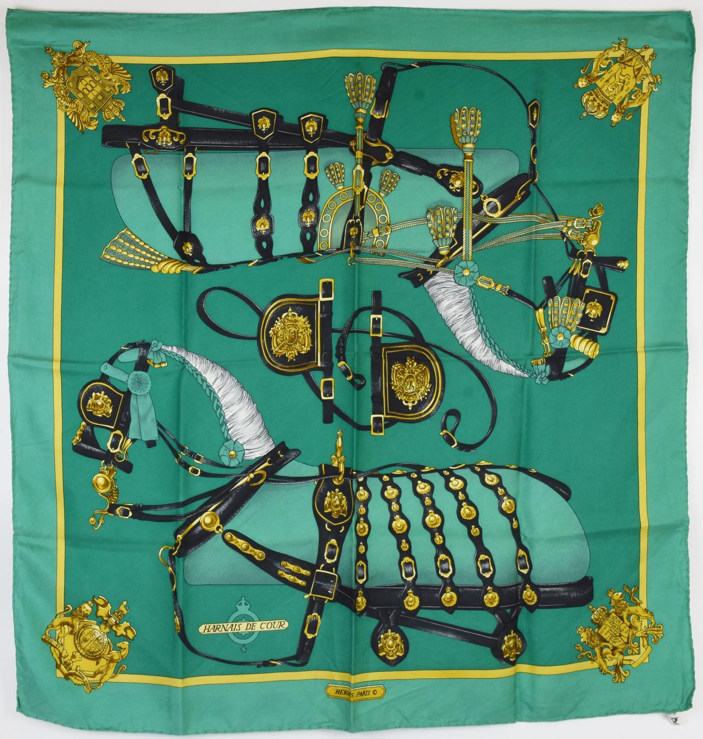 Hermes FOULARD HARNAIS DE COUR DESCRIPTION: Silk scarf designed by Philippe...