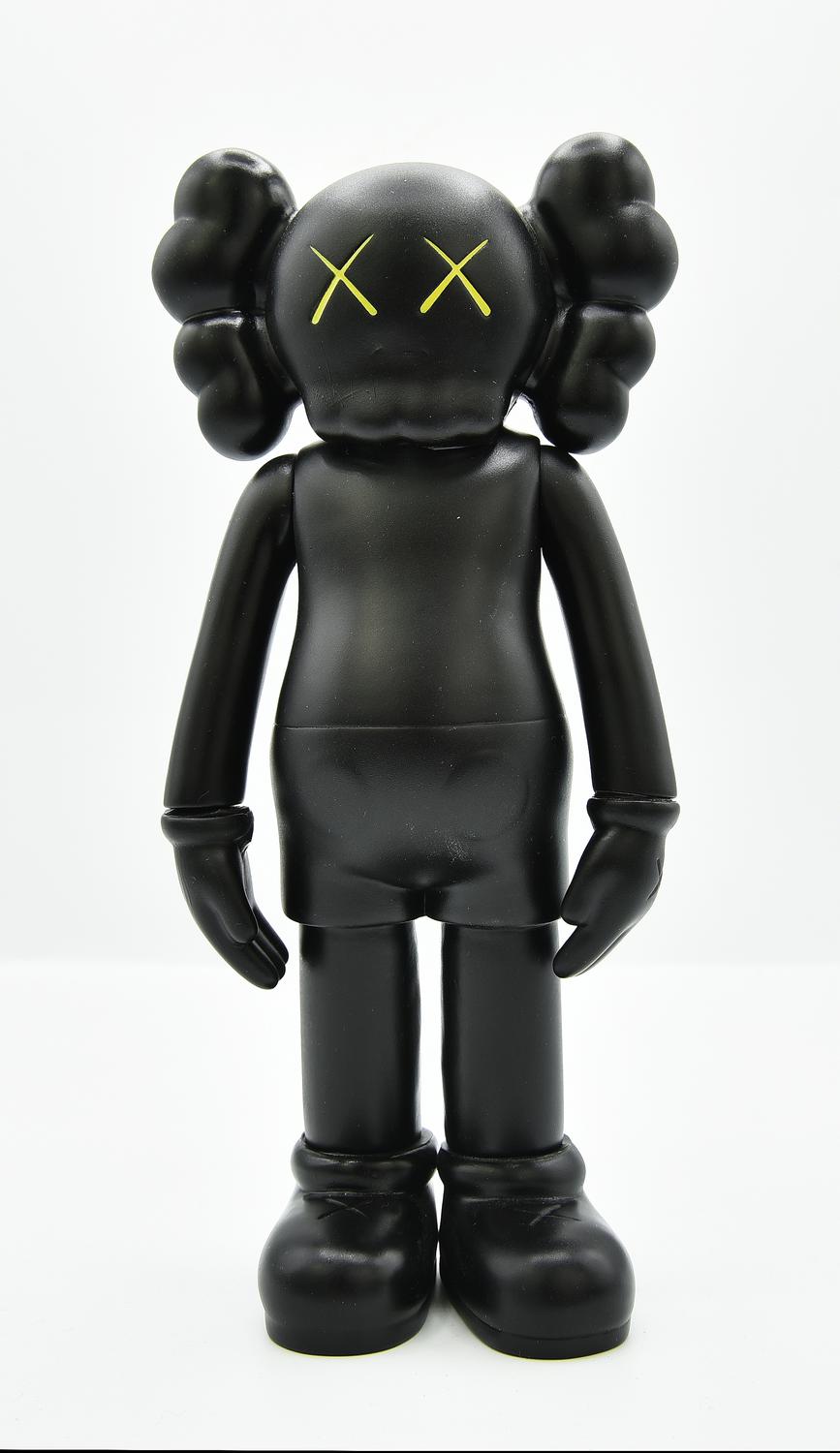 KAWS COMPANION, 2004 plastica, cm 19x9x5 sotto la base: punzone con firma e...