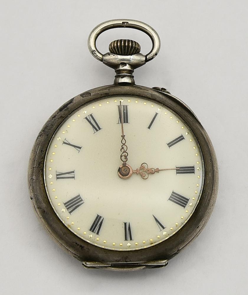 Piccolo orologio da tasca K&L, Svizzera, primi 900, argento 800/1000 CASSA:...
